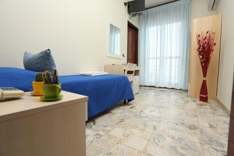 Nuovo Hotel Faro Capo dʼOrlando Eksteriør billede